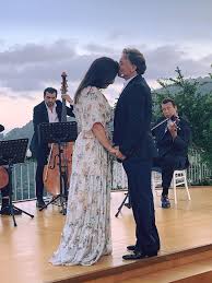 Roberto alagna, french operatic lyric tenor who became known for both his vocal qualities and his flamboyant acting style. Fine Singing And Excellent Musicianship From Roberto Alagna Aleksandra Kurzak And The Vienna Morphing Quintet Seen And Heard International
