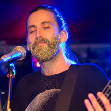 Dean Lea's Instagram, Twitter & Facebook