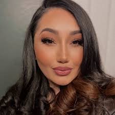 Erica Padron's Instagram, Twitter & Facebook