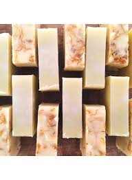Find out how to make your own homemade natural soap in this article! Workshop Soap Making Diys Soap