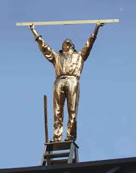 Fabre studied at the municipal institute of decorative arts and the royal academy of fine arts in antwerp. Jan Fabre B 1958