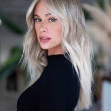 Melisa Cook's Instagram, Twitter & Facebook