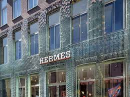 Gạch Kính trở lại - Vật liệu số 1 đang được ưa chuộng - VAC