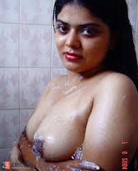 Neha Nair - Liking Shower - ZB Porn