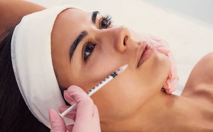Skin Boosters Dubai: Injectable Skin Hydrating Treatments