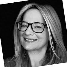 Shelly Steinman's Instagram, Twitter & Facebook