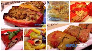 I peperoni ripieni alla napoletana rappresentano un delizioso piatto unico, ottimo anche servito a fette per un succulento antipasto. 6 Ricette Sfiziose Con I Peperoni