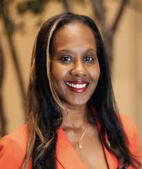 Tara Cunningham's Instagram, Twitter & Facebook