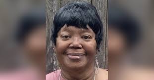 Antoinette Artis's Instagram, Twitter & Facebook