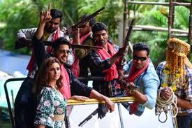 The Glassy Song From Parineeti Chopra And Sidharth Malhotra S New Film Jabariya Jodi Bollywood Indiawest Com Abhay singh runs a syndicate of kidnapping greedy grooms, who demand. the glassy song from parineeti chopra