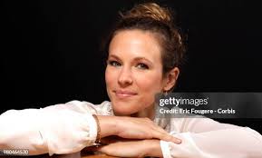 3.092 fotos e imágenes de alta resolución de Lorie