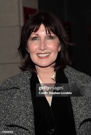 32 Photos & High Res Pictures