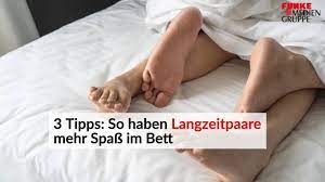 Lachen, freude und erotik im schlafzimmer get premium, high resolution news photos at getty images Mit Diesen Tipps Haben Paare Mehr Sex Berliner Morgenpost