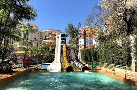 Estância de furnas náutico clube 422 km. 5 Melhores Clubes De Caldas Novas Com Precos Piscinas Fotos E Dicas