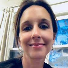 Sarah Bixby (@SarahBixby9)