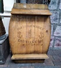 Easily convert inches to centimeters, with formula, conversion chart, auto conversion to common lengths, more. Flaschen Regal Old Dublin Whisky Fass Beekmann S Interieur Accessoires