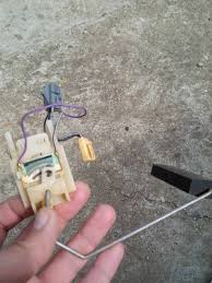 Datchik Urovnya Topliva Lada Priora Sedan 1 6 Liter 2007 Year On Drive2