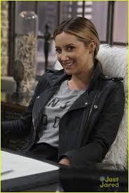 Sofia Starts Work For Logan Rawlings