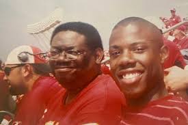 Couch commentary: Watching a game at home with Dad, a lifelong Chiefs fan