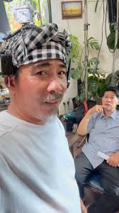 Phước Sang cần người dìu, trí nhớ suy giảm nghiêm trọng sau 3 lần đột quỵ