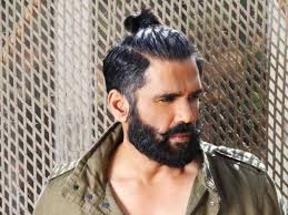Fatty acids of coconut oil help soften hair. 7 Inexpensive Ways To Make Homemade Beard Oil In Less Than 10 Minutes