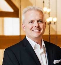 Chris Mauzy's Instagram, Twitter & Facebook