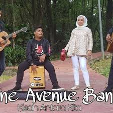Haqiem rusli , omar k , ikhwan fatanna & aman ra. Lirik Lagu Jatuh Bangun Haqiem Rusli Feat Aman Ra