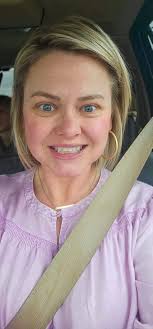 Compact makeup for quick car-ready looks