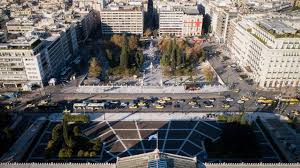 Η πλατεία συντάγματος, αρχές του 20ού αιώνα (1912 ή νωρίτερα) η πλατεία συντάγματος σε επιστολικό δελτάριο, αρχές του 20ού αι. H Plateia Syntagmatos Skhniko Xoligoyntianhs Paragwghs Poioi Dromoi 8a Kleisoyn Cnn Gr