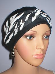 Patterned chemo hat sets
