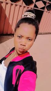 When life gives you lemons, make lemon bars!🍋