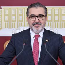 Küçükçekmece İlçe Başkanımız Emin Kaan Kaya ve İl Kadın Kolları Başkan  Yardımcımız Sevdenur Şirin'in nikâh törenine iştirak ettik. Rabbim  birlikteliklerini daim, muhabbetlerini kaim eylesin.