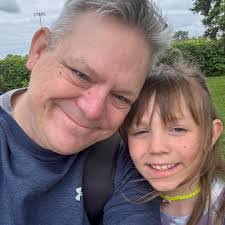 Roy Hoglund's Instagram, Twitter & Facebook