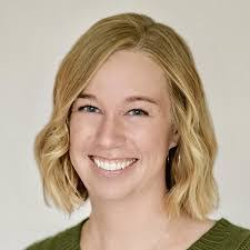 Lauren Bozeman's Instagram, Twitter & Facebook