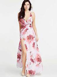 Abiti da cerimonia lunghi, vestiti corti, con pantaloni, abiti per tagli forti, per. Abiti Da Cerimonia Guess 2020 Foto E Prezzi Beautydea