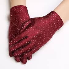 See your favorite wolf costumes and princesses costumes discounted & on sale. Women S Summer Outdoor Sports Cycling Dancing Sunscreen Short Sun Gloves Thin Elastic Spandex Black Spots Driving Gloves B70 Premiumflumasks