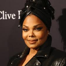 Janet Jackson Breaks Down the 'Shift' in Her Relationship With Michael, How  His Scandal Affected Her Career