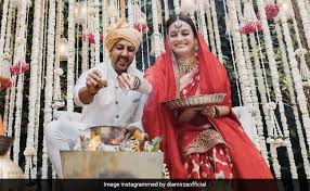 9 december 1981) is an indian model, actress, producer, and social worker who predominantly works in hindi films. Dia Mirza Said No To Kanyadaan And Bidaai At Her Wedding Because
