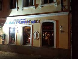 Neben küchenklassikern wie eisbein und schweinshaxe gibt es hier knackige salate, bratkartoffeln und spätzle. Restaurants In Magdeburg Auf Speisekarte De