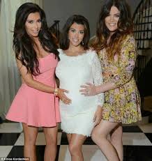 She S The Most Perfect Baby Girl Ever Khloe Kardashian Gushes About Niece Penelope As Kendall Jenner Shares A Picture Of The New Addition Kourtney Kardashian Kardashian Girls Kourtney Kardashian Baby