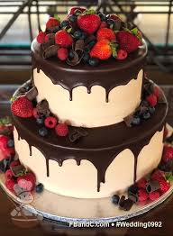 Design W 0992 Butter Cream Wedding Cake 12 8 Serves 75 Chocolate Buttercream In 2020 Cream Wedding Cakes Chocolate Wedding Cake Chocolate Buttercream Icing
