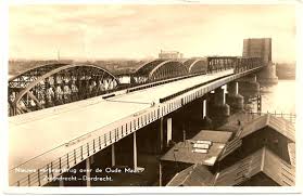 Deze brug wordt ook wel de dordtse of zwijndrechtse brug genoemd. Historie Dordrecht