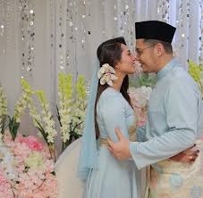 Pm us for more details. Foto Pernikahan Dan Persandingan Ippo Hafiz