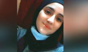 مأساة في الضاحية الجنوبية ..... وفاة رولا ابنة الـ13 عاماً...إنخسفت الارض  وهي نائمة وسقطت في فجوة أسفل المنزل القصة المؤثرة التالية جرت ليل امس في حي  السلم : الاسم : رولا علي