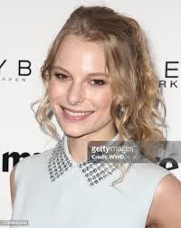 Danielle Baines's Instagram, Twitter & Facebook