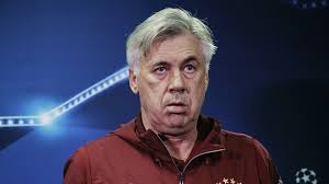 Итальянский специалист карло анчелотти подписал контракт с английским эвертоном на 4,5 года. Smi Zloumyshlenniki Ukrali Sejf Iz Doma Anchelotti Sport Ria Novosti 13 02 2021