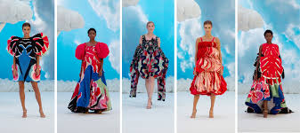 This approach is extended in undergraduate courses, including fashion & photography: Fashion Design Undergraduate Program Drexel Westphal