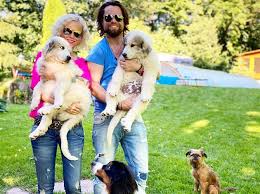 Dagmar havlová (born dagmar veškrnová on 22 march 1953 in brno, czechoslovakia) is a moravian actress. Richard A Karin A Jejich Novi Milacci Goro A Elsa Kdyz Psa Tak Kazdy Sveho Expres Cz