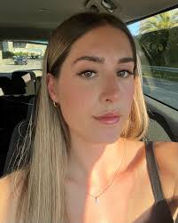 Noémi Rose Léger (@noemiileger) • Instagram photos and videos