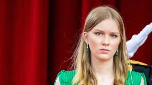 La princesse Éléonore atteint la majorité et sort de l’ombre